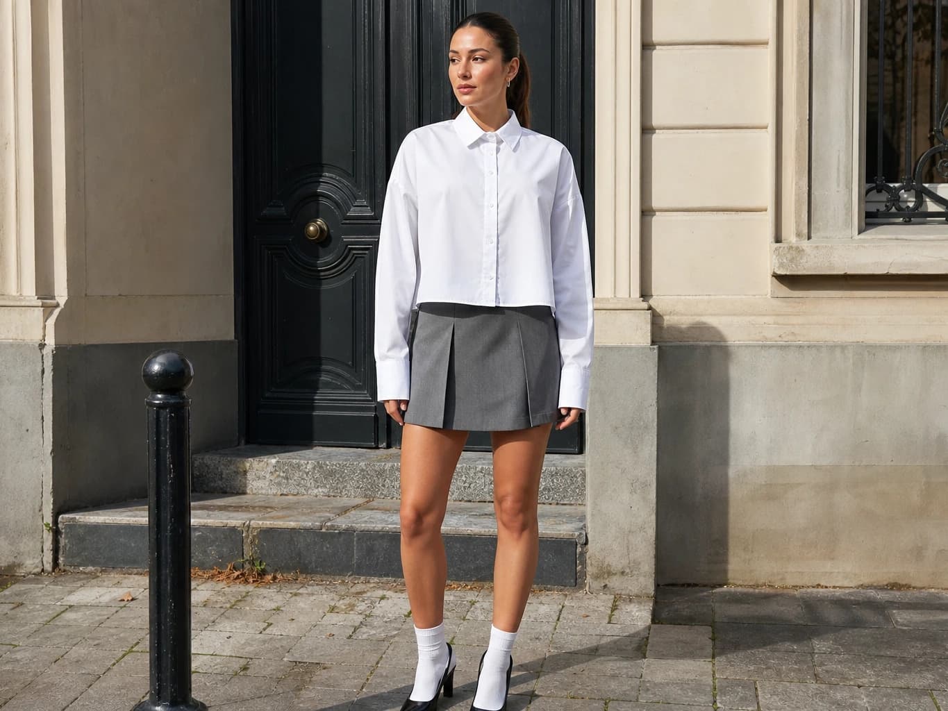 Sırtı Düğmeli Crop Poplin Gömlek